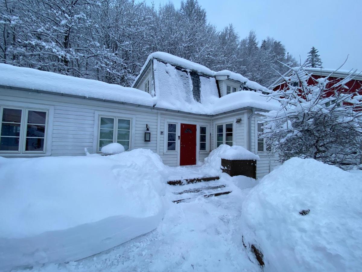Sentralt hus i Rjukan Eksteriør bilde